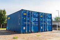 Why Hiring Shipping Containers is Beneficial for Your Business 