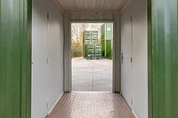 20ft topper unit container walkway