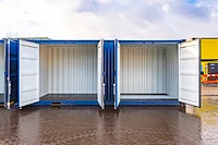 40ft multistore container unit with two open rooms