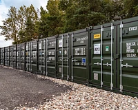 Self storage site using Cleveland Containers 20ft new (one trip) green shipping containers