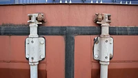 Prevent rusting on a shipping container