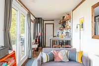 shipping container holiday home in devon