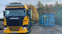 Container delivery on HIAB truck