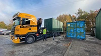 Container delivery with HIAB vehicle