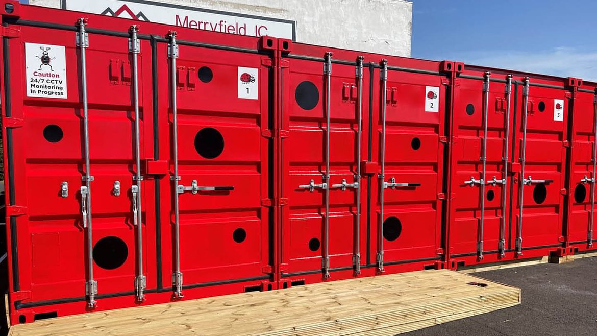 Ladybird Self Storage | Cleveland Containers