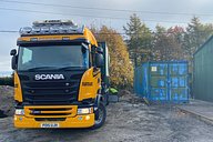 Container delivery on HIAB truck